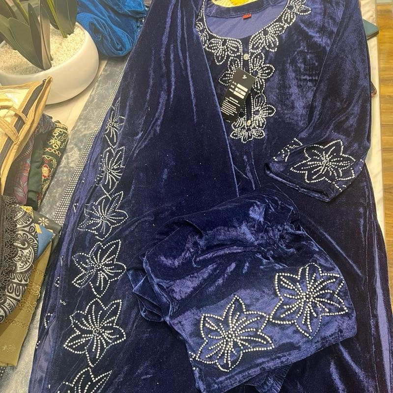 Navy Blue Velvet 3PC Set with Straight Trousers and Shawl Embellished with Rhinestones for Elegant Outfits