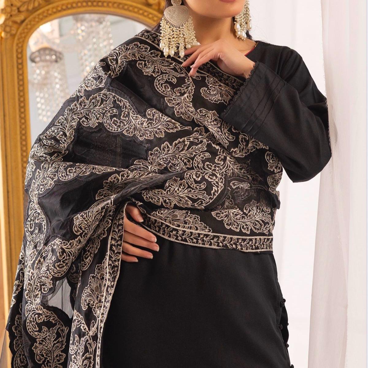 Simrans dhanak 3PC with laser Kari shawl black