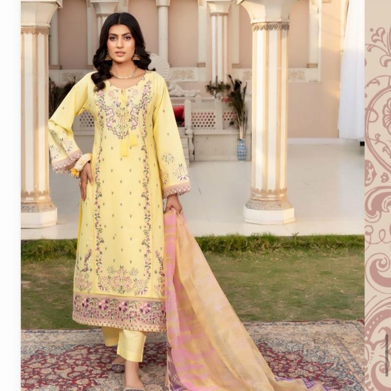 Munira yellow lawn  embroidered 3Pc