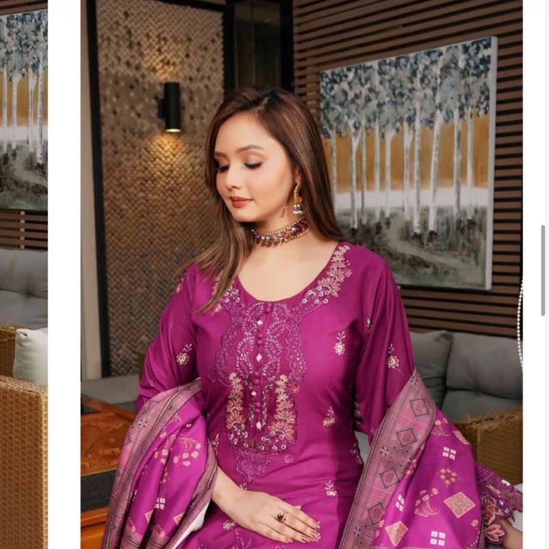 Munira Embroidered 3PC with shawl