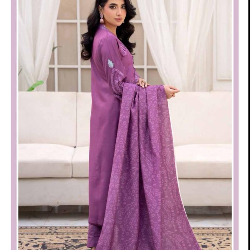 Purple embroidered dhanak 3PC with pashmina shawl