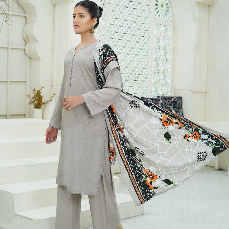 Light grey dhanak plain suit with printed shawl