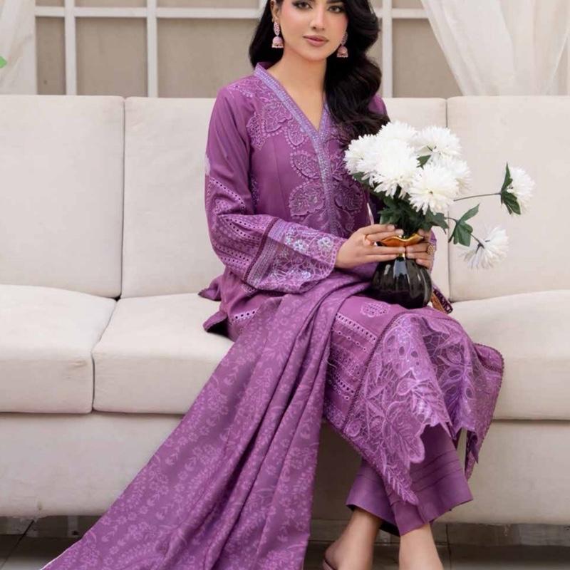 Purple embroidered dhanak 3PC with pashmina shawl