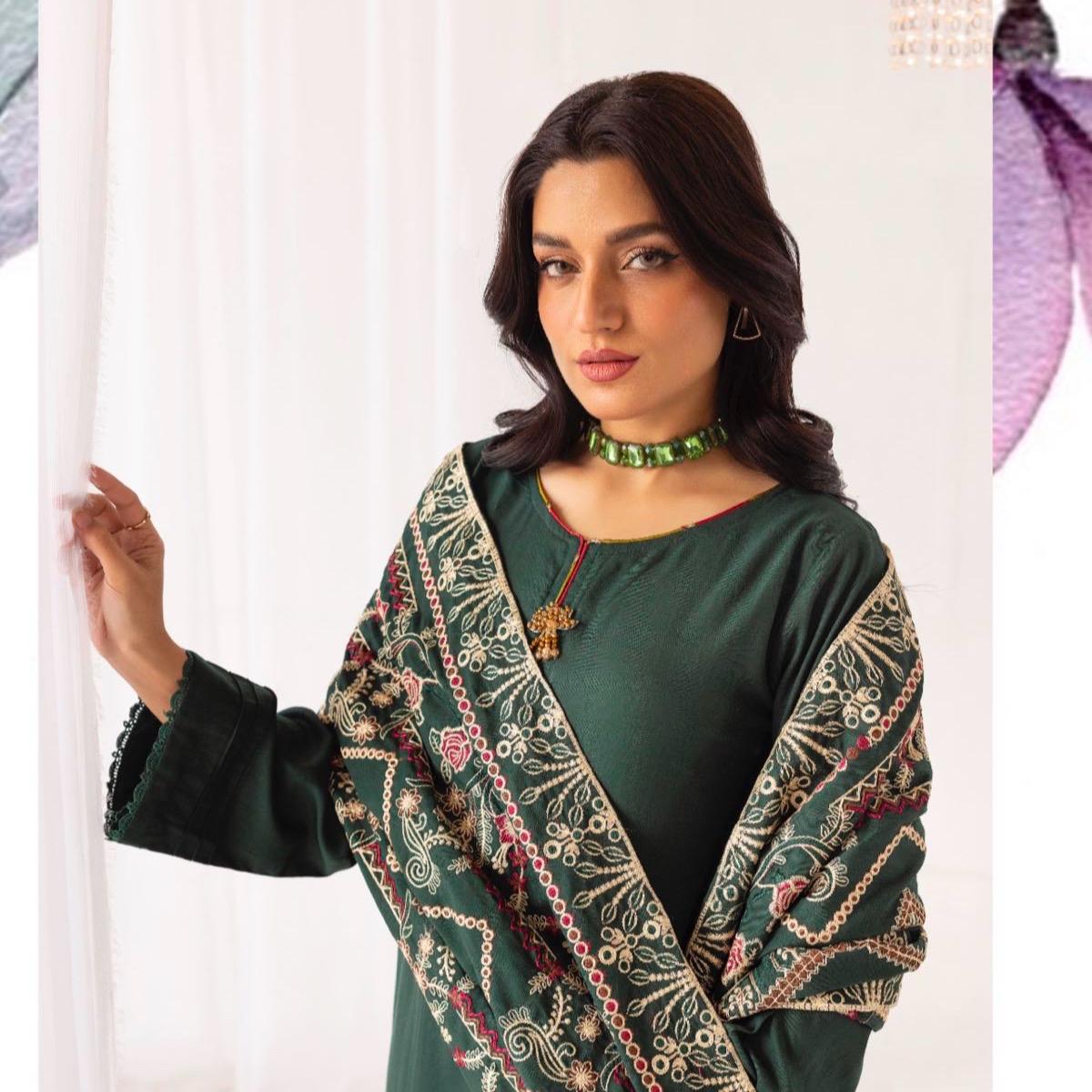 Simrans winter dhanak suit with laser kari shawl green