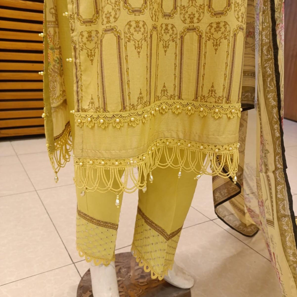 Allys embroidered lawn 3PC