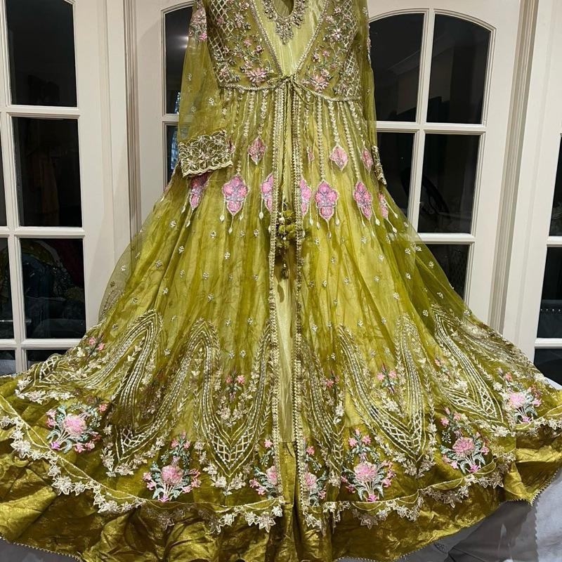Zahra rubab dhani/lime colour heavy wedding wear