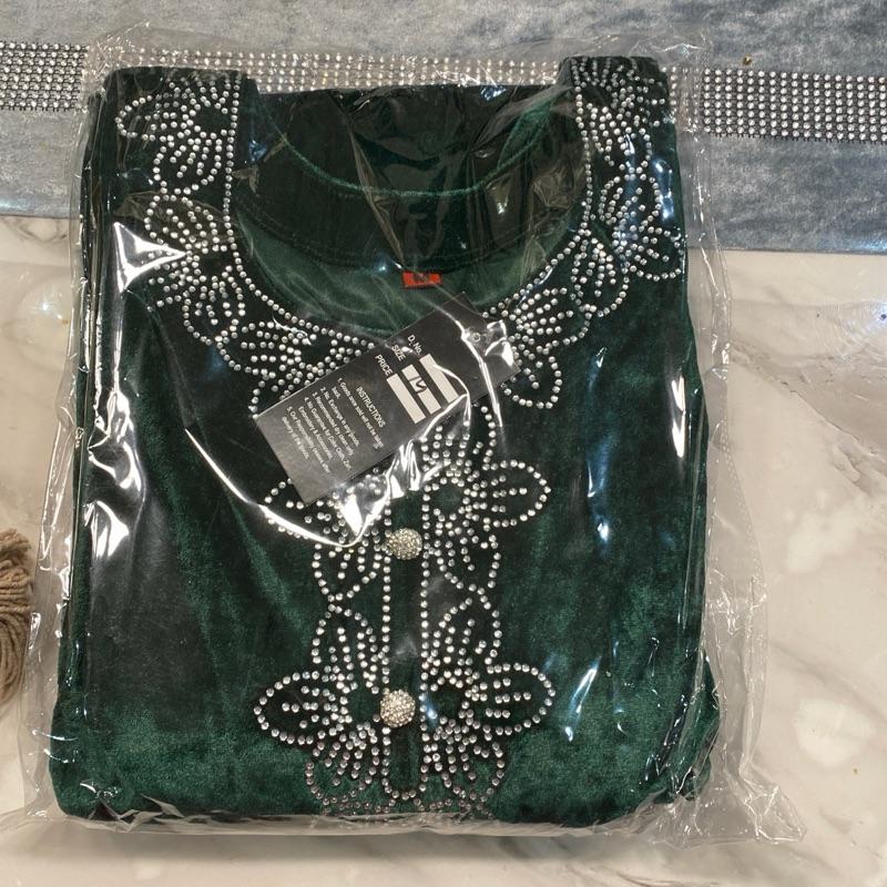 Dark Green Velvet 3PC Suit with Straight Trousers and Shawl Embellished with Rhinestones for Formal Occasions