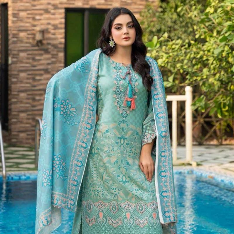 Ready to wear ladies winter dhanak 3PC with pashimna shawl and plain trousers
