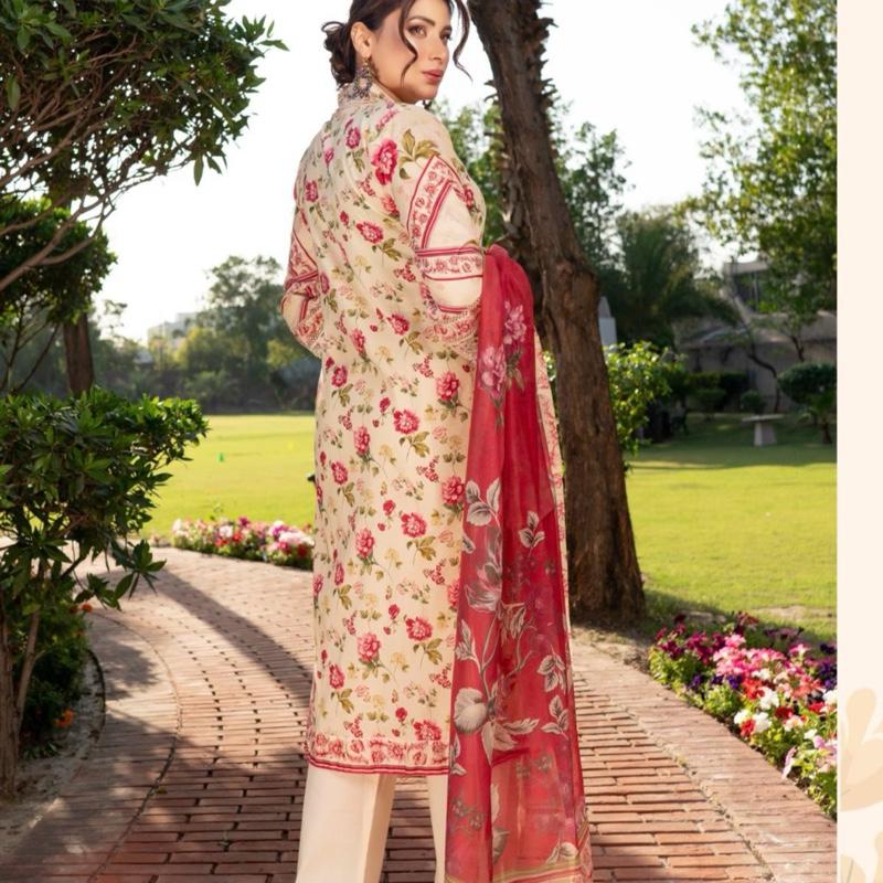 Munira lawn embroidered 3PC