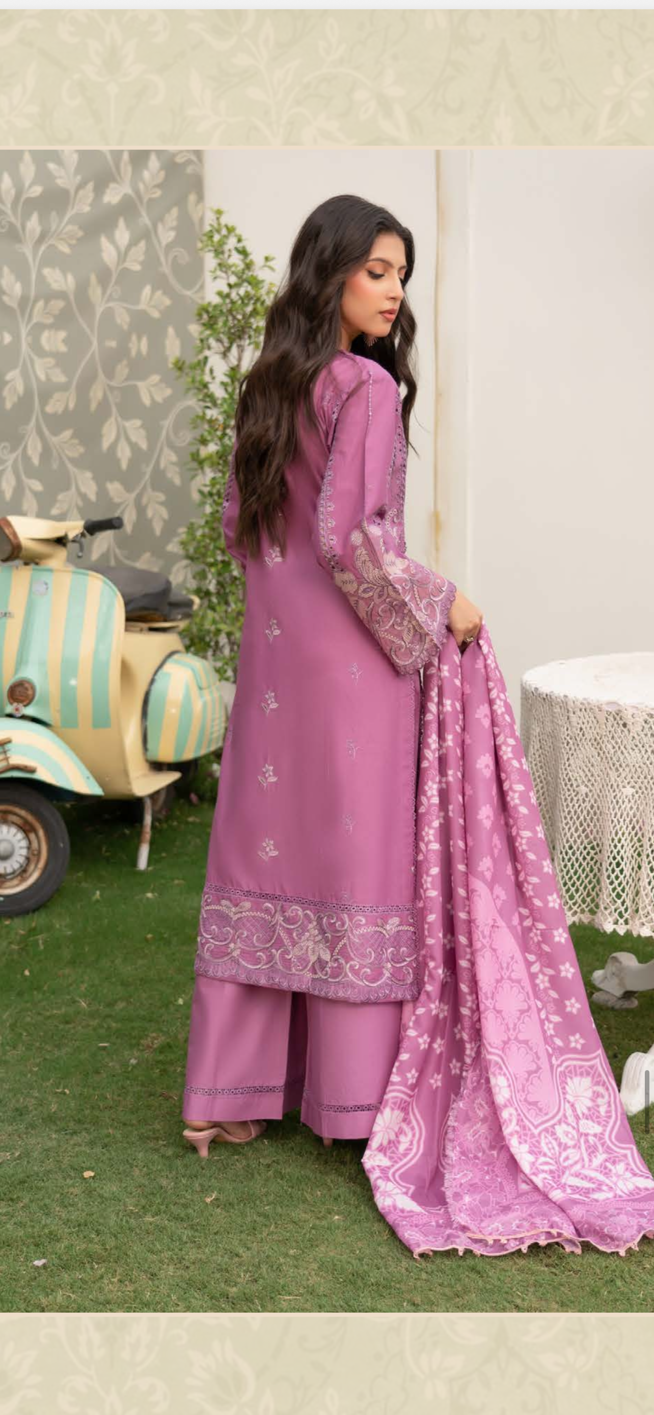 Munira pink heavy embroidered 3PC