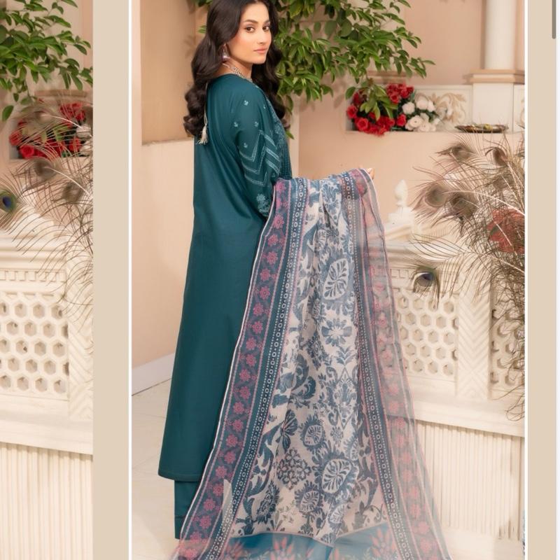 Munira lawn heavy embroidered teal blue 3PC