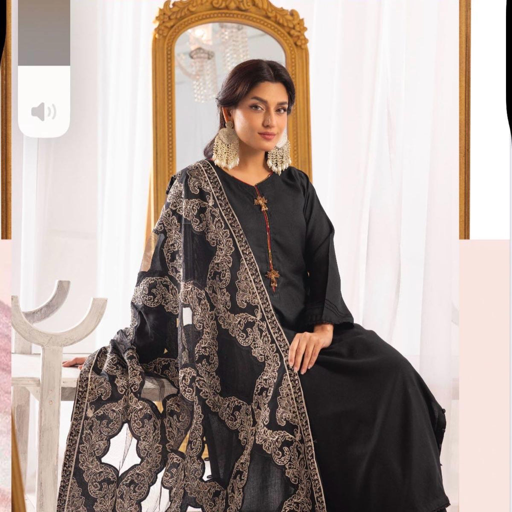 Simrans dhanak 3PC with laser Kari shawl black