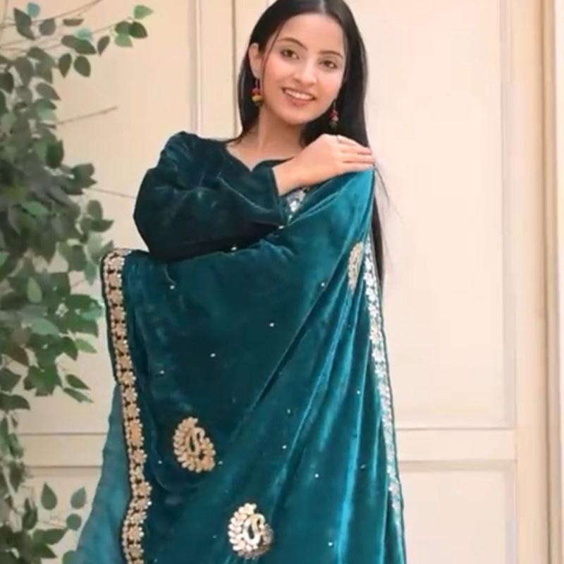 Velvet 3PC suit with velvet embroidered shawl teal
