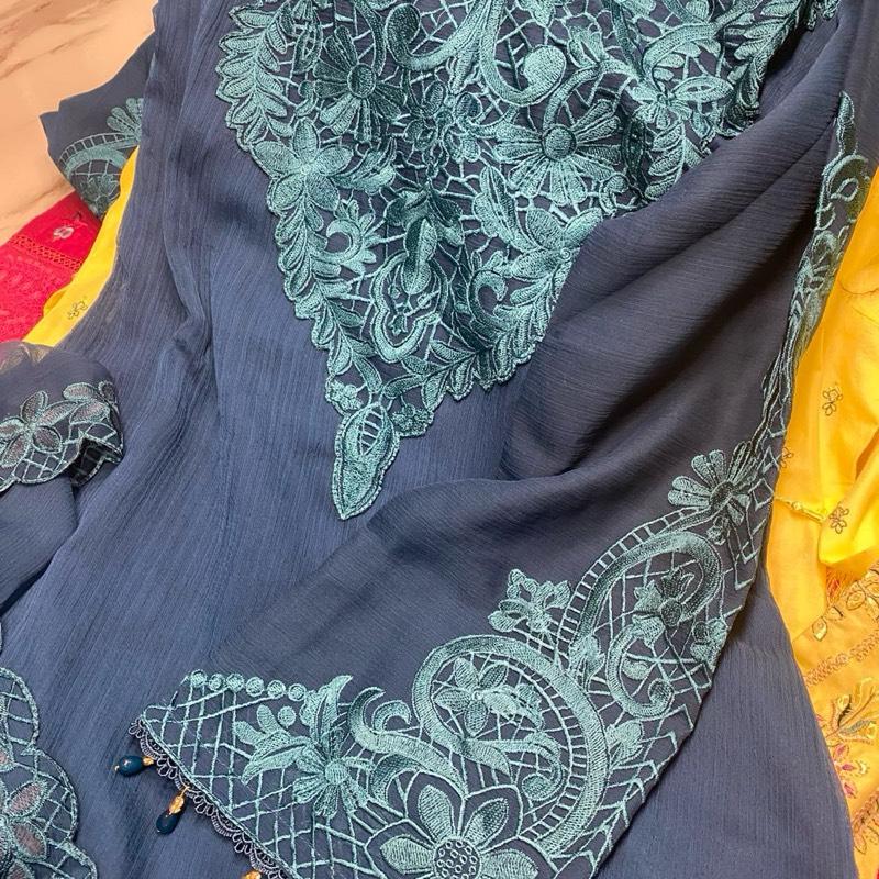Blue chiffon embroidered 3C