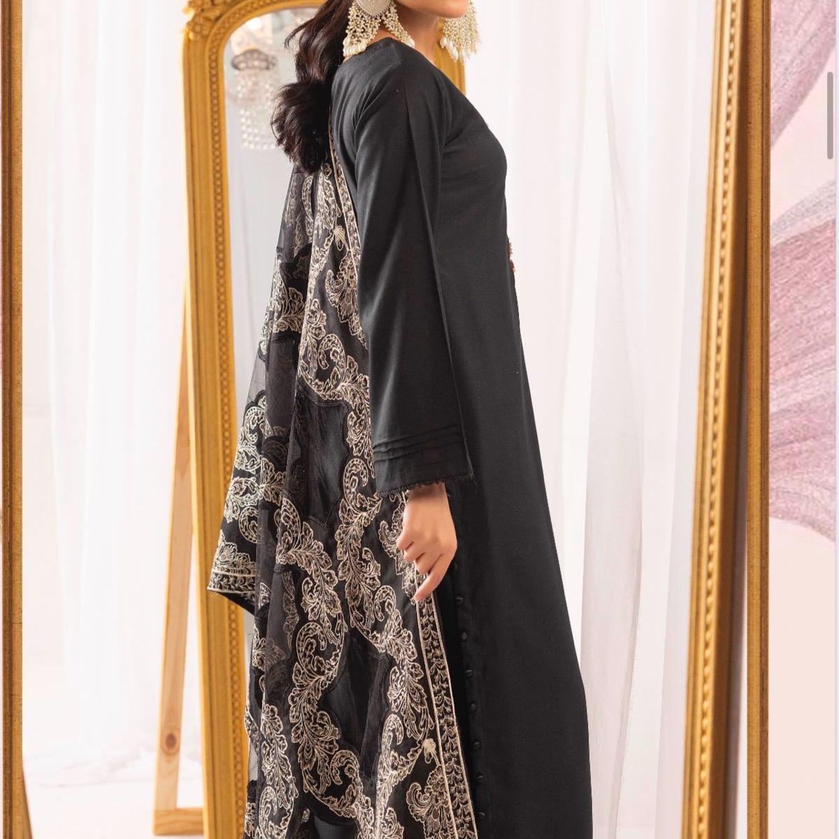 Simrans dhanak 3PC with laser Kari shawl black