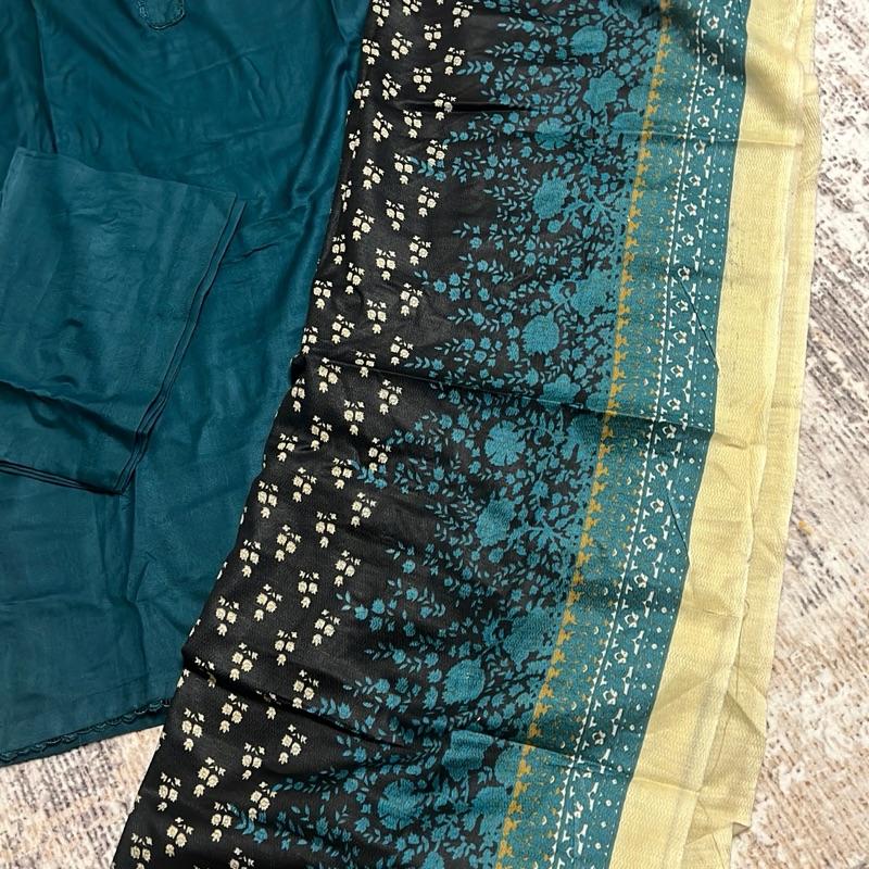 Linen 3PC suit with printed shawl