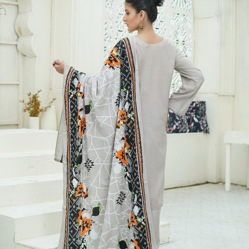 Light grey dhanak plain suit with printed shawl