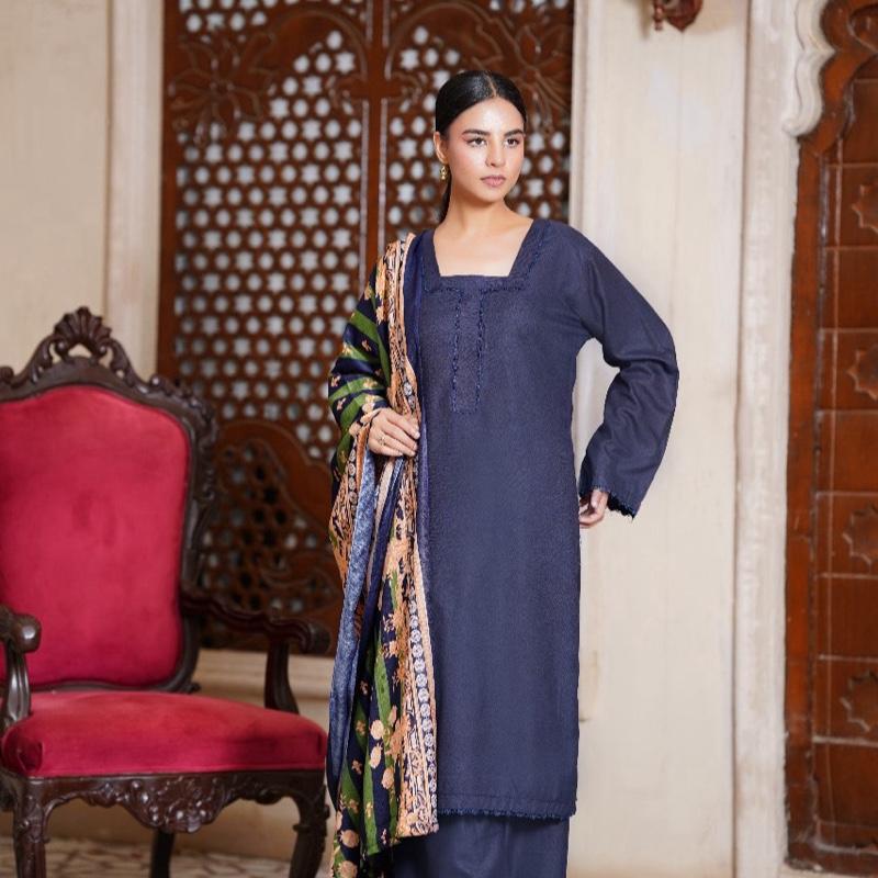 Blue plain suit with printed shawl